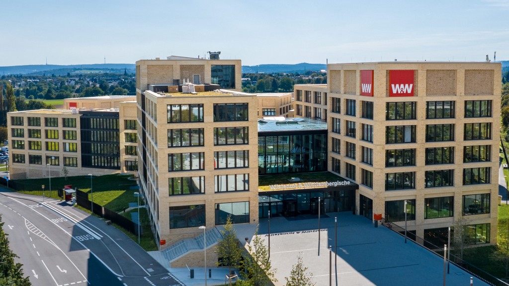 Außenaufnahme-des-W&W-Campus-in-Kornwestheim